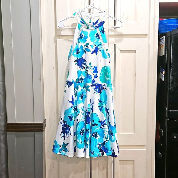 11/12 Dress - Picture 1 of 4